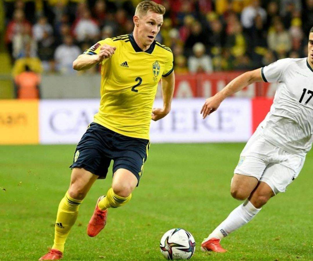 波兰对阵瑞典，一场硬仗将在球场上展开