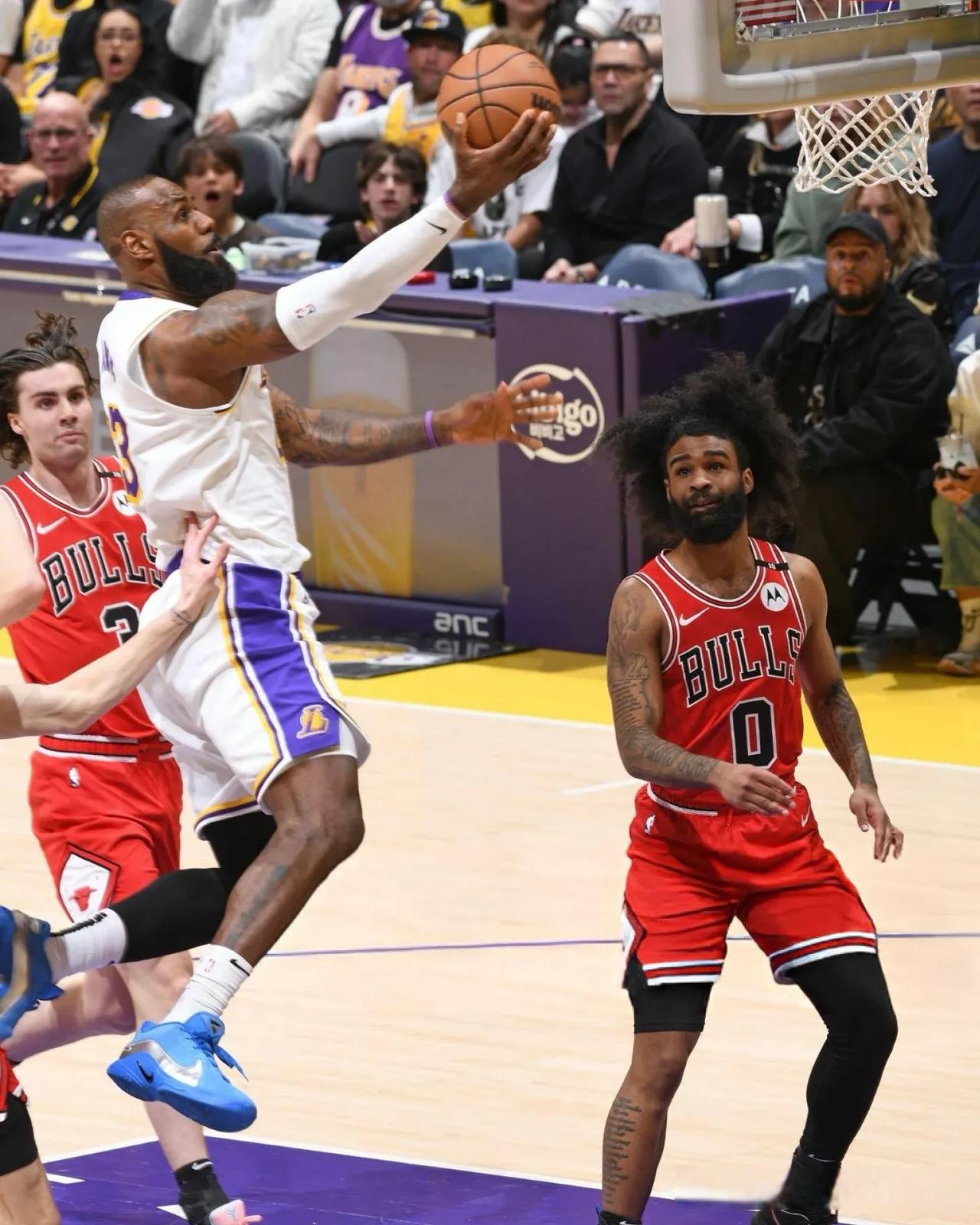 篮网惨败公牛遭遇连败