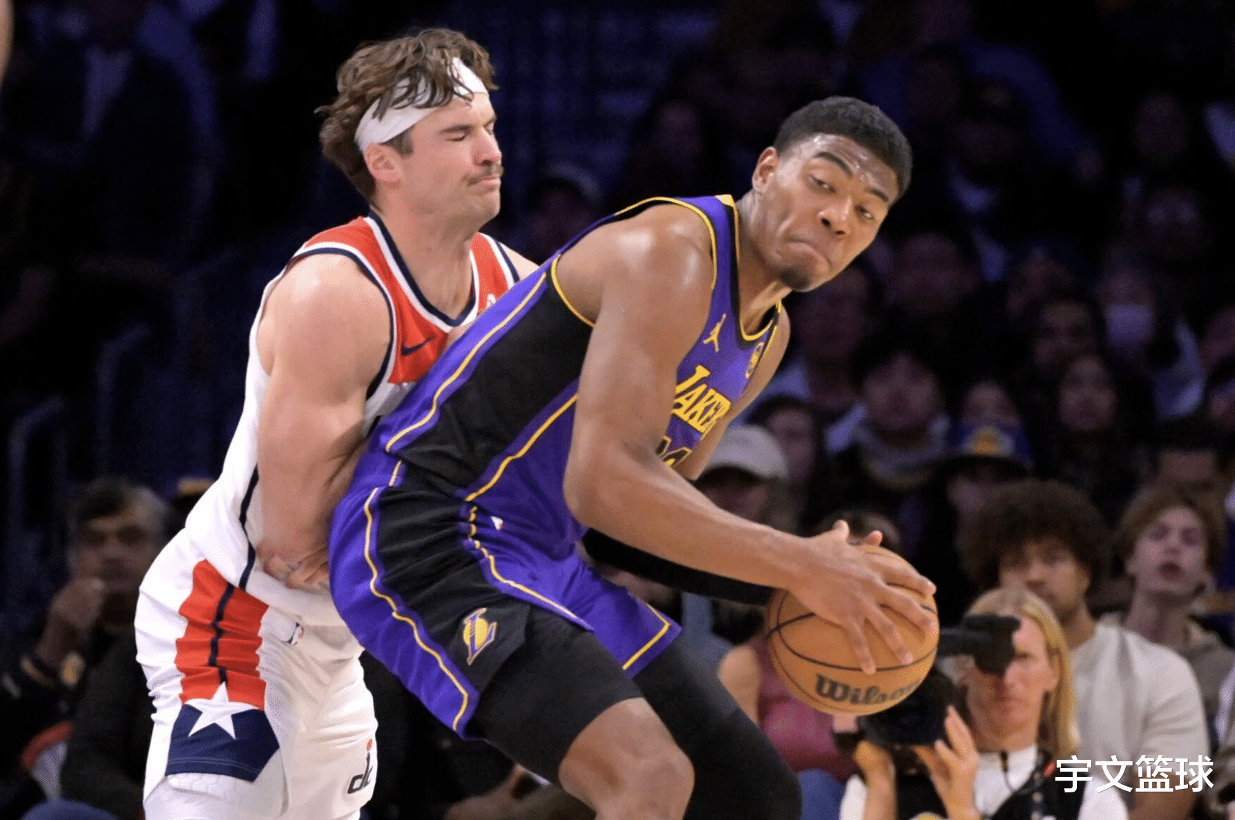 湖人战胜爵士：浓眉29分当家的简单介绍