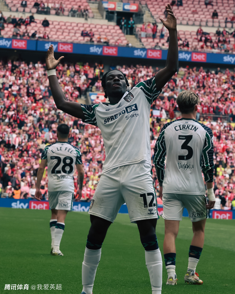 爱游戏中国官网-包含桑德兰实现壮举，逆袭赢得英超比赛的词条