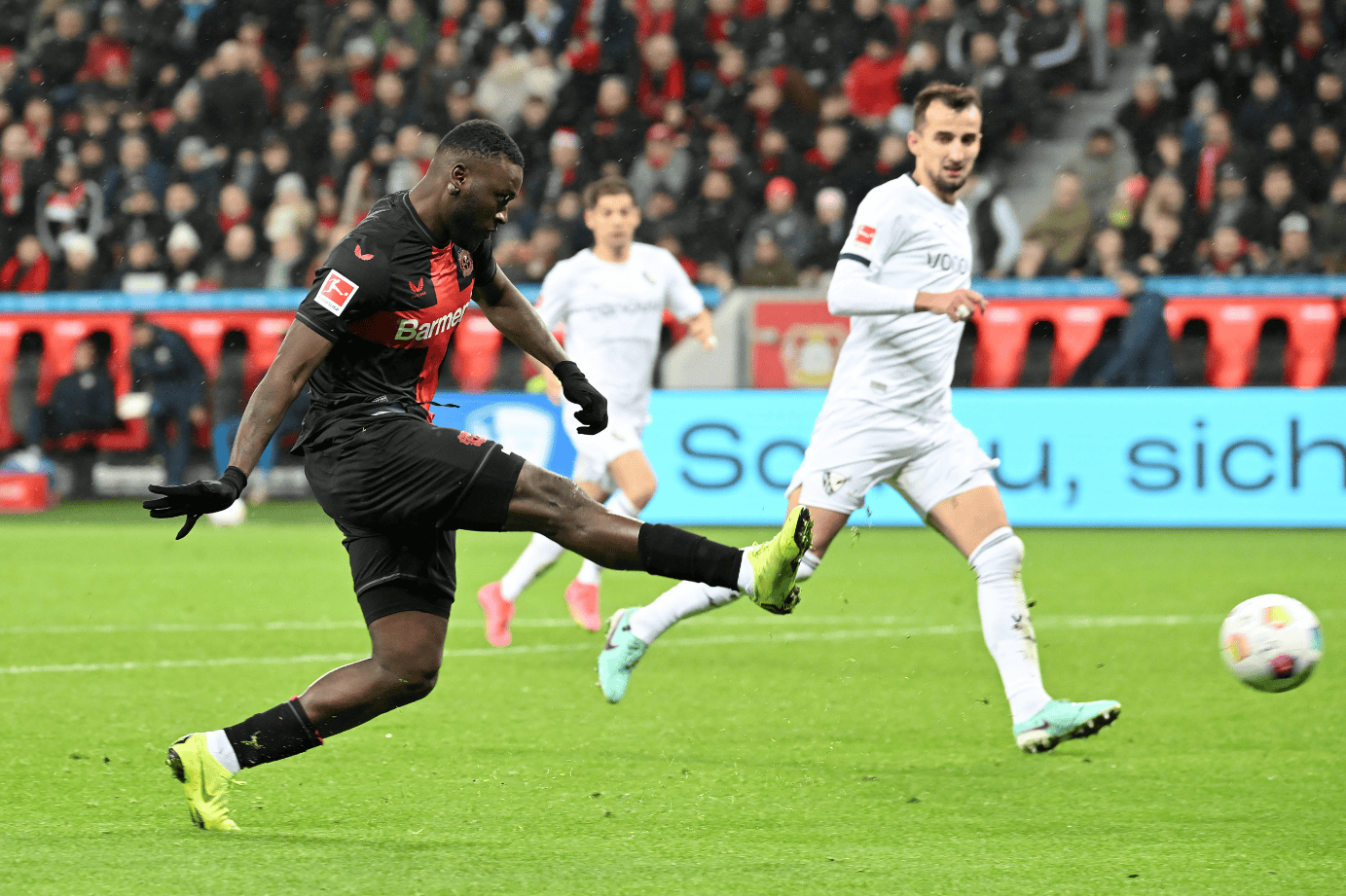 包含沃尔夫斯堡全队备战,战术轮换积极备战的词条 包含沃尔夫斯堡全队备战,战术轮换积极备战的词条