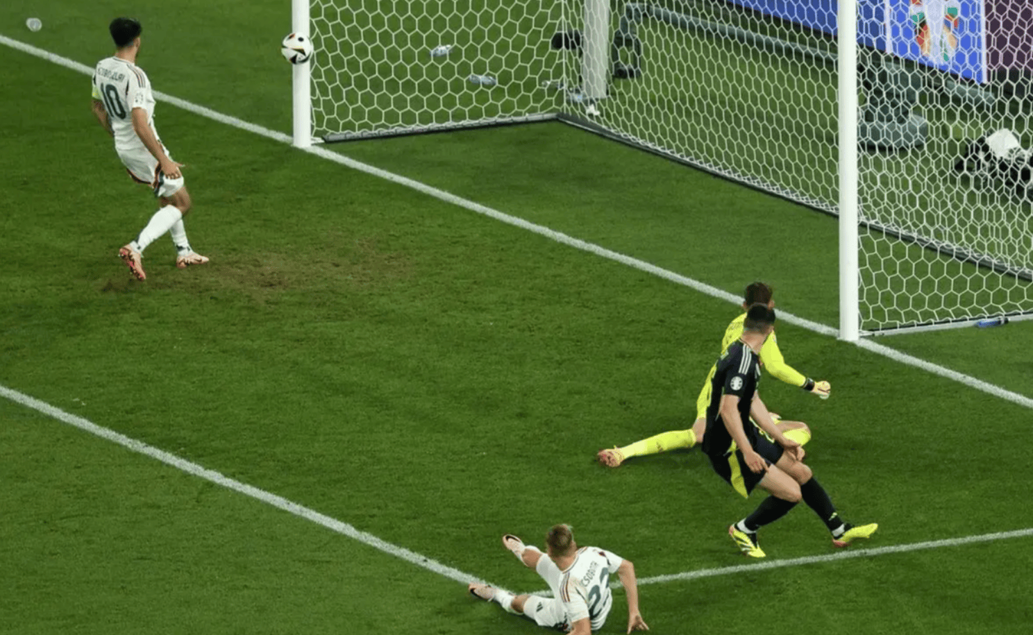 奥地利阻击波黑,取得关键胜利 奥地利阻击波黑,取得关键胜利