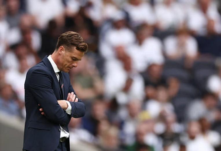 包含伯恩利客场失利主帅高效整顿球队的词条